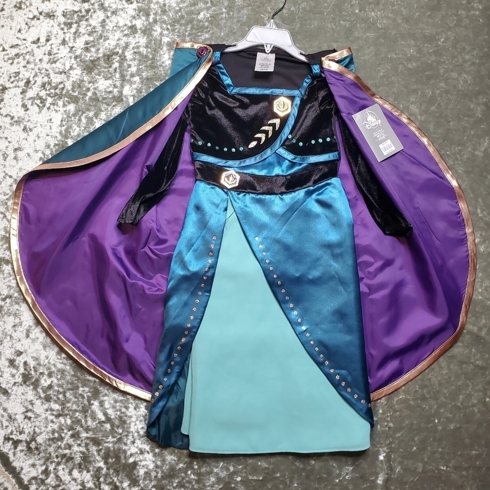 Disney Anna Coronation Costume SIZE: 4‎